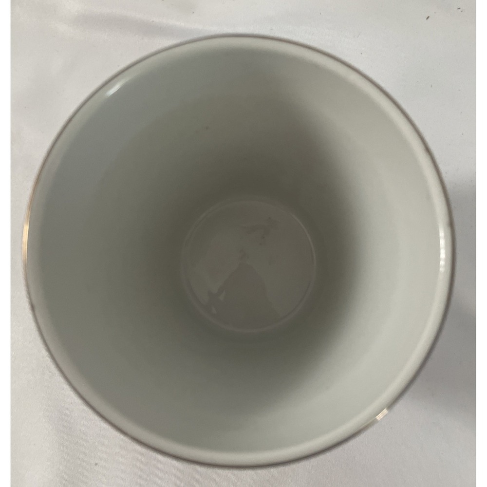 Vtg Currier andIves The Old Homestead in Winter Blue White Flower Pot Country - Picture 7 of 8